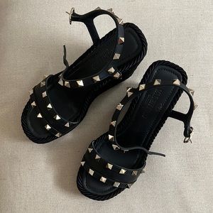 Valentino wedges